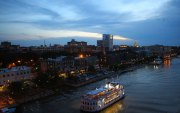 1_Savannah-Cityscape-Georgia-Queen