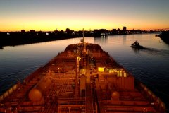 1_Savannah-Sunset-on-Tanker-Ship