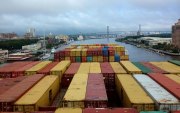1_container-vessel-on-the-Savannah-River-6